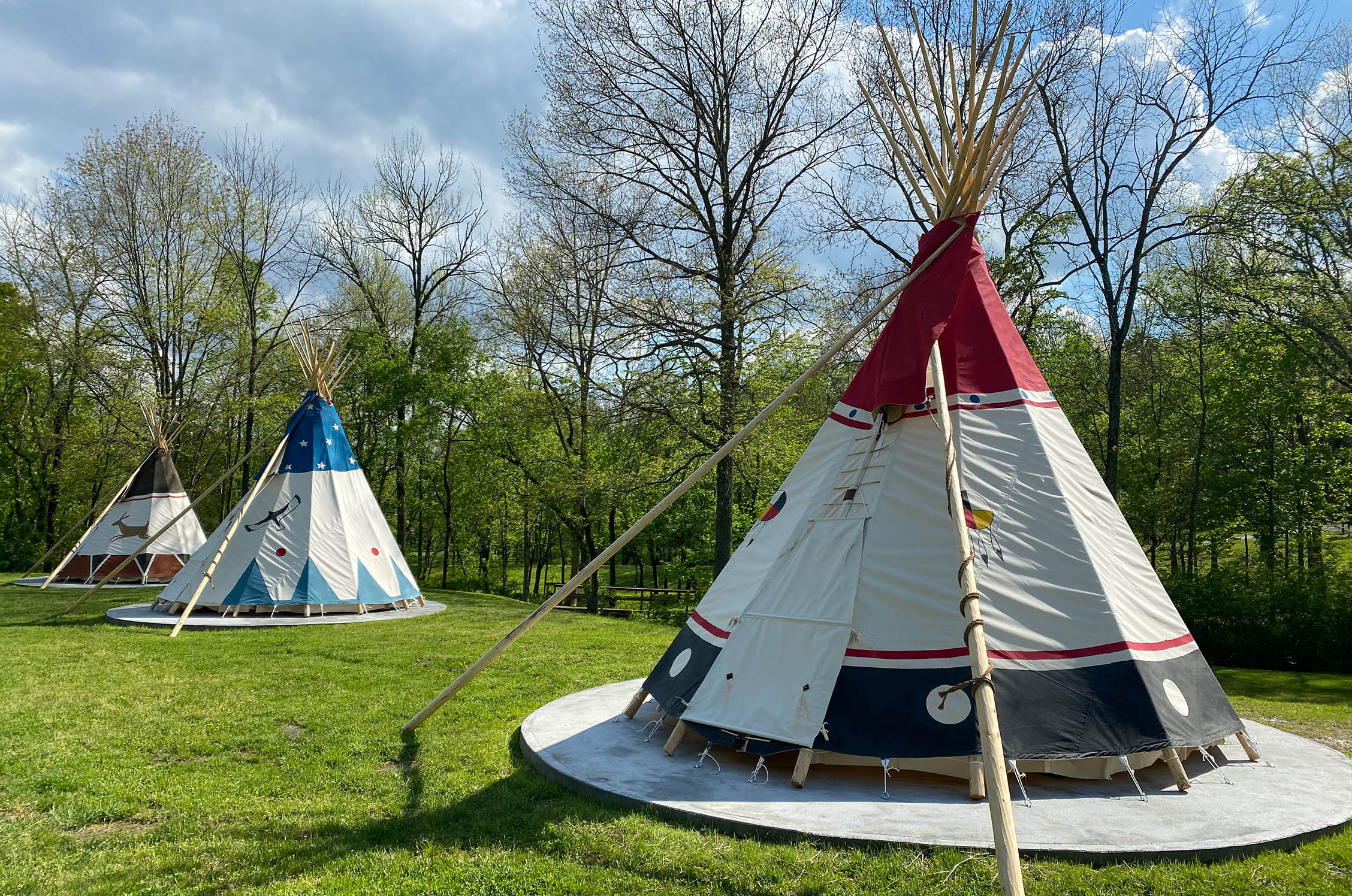 Deluxe Tipis